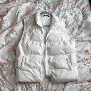 Cropped White Puffer Vest - Unbranded